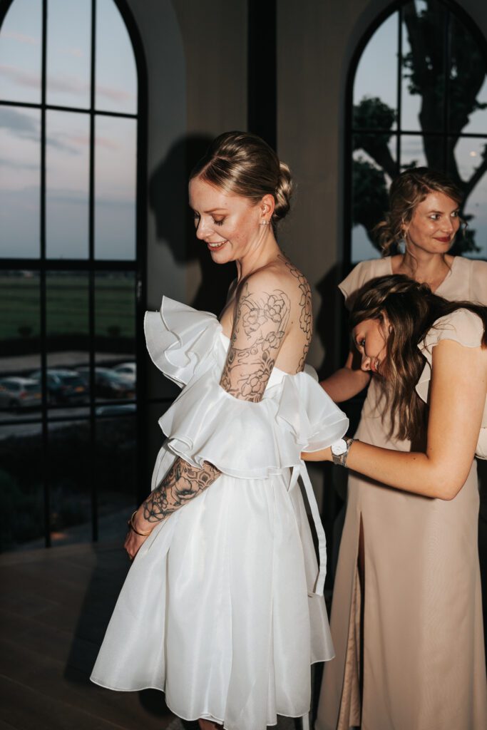het-dikke-torentje-eemnes-trouwfotograaf-utrecht-amersfoort-bruidsreportage-trouwen-in-utrecht
