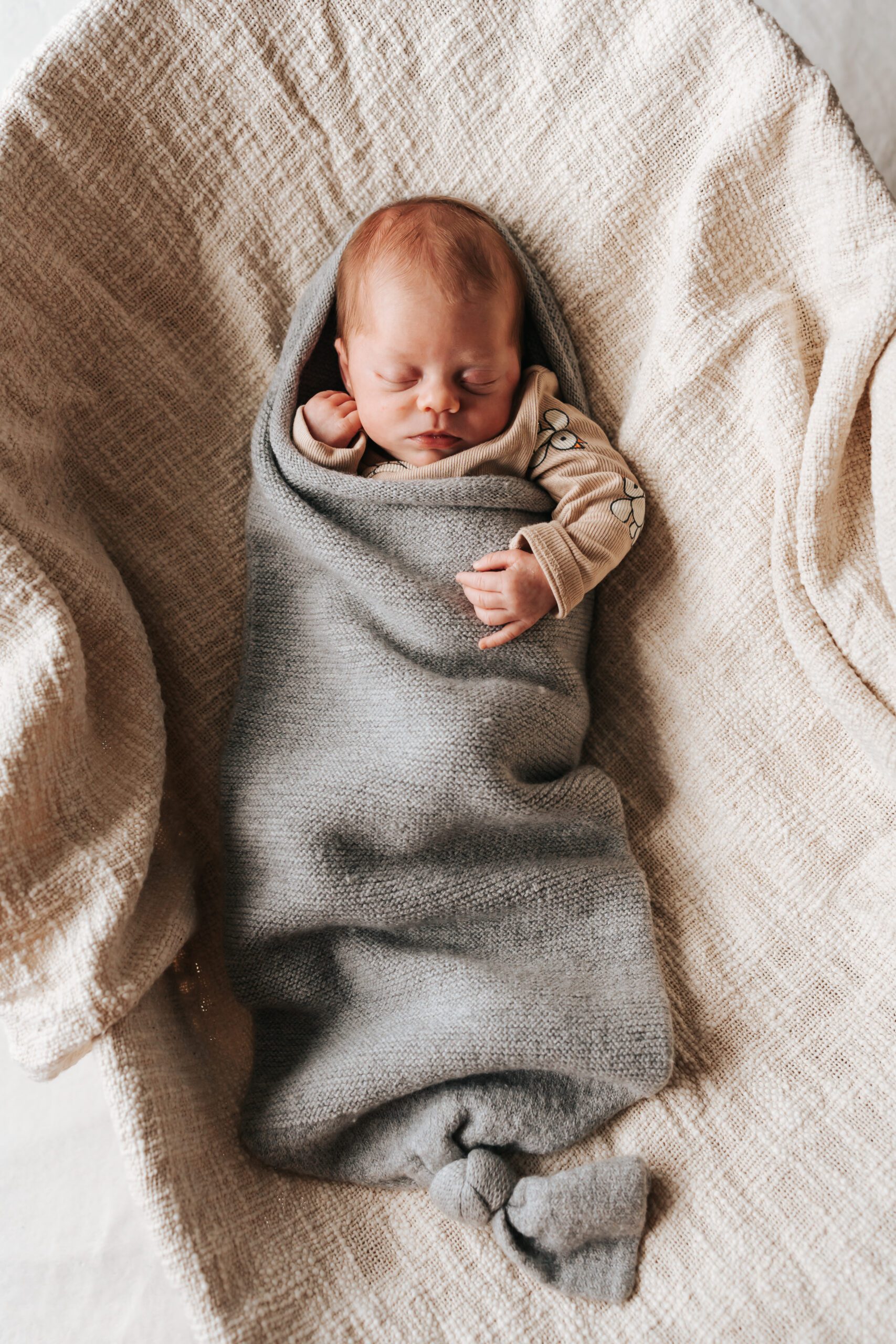 newbornfotoshoot-aan-huis-utrecht-vleuten-leidscherijn