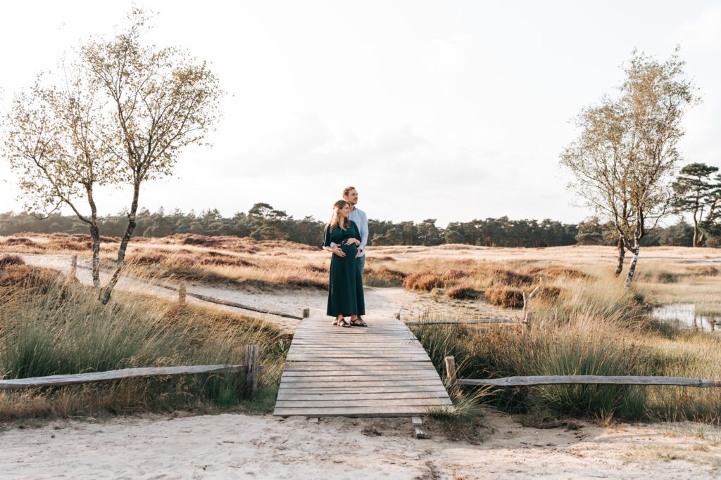 zwangerschapsfotoshoot-utrecht-binnen-buiten-leidscherijn-vleuten-terwijde-demeern